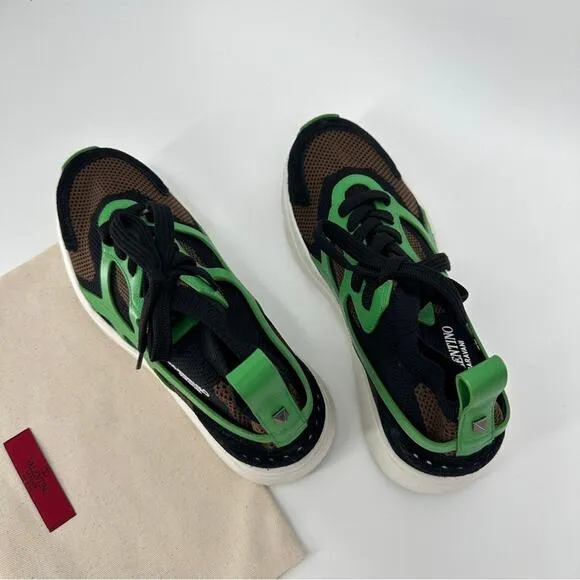 SALE!!!!!!Valentino Green Design Leather Overlay Mesh Sneaker Size 40.5 or 10