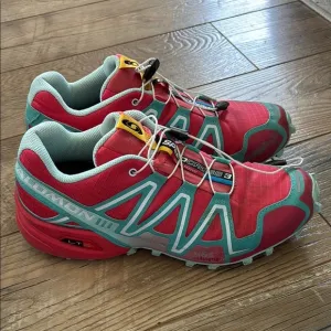 Salomon Speedcross 3 Women’s 9 Trail Running Sneakers Ortholite Contra Grip