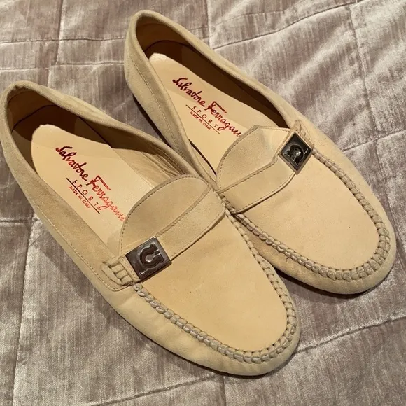 Salvatore FERRAGAMO Driving Loafers