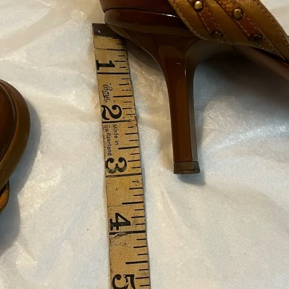 Salvatore Ferragamo sling back sandals Sz 8.5 Brown Beaded
