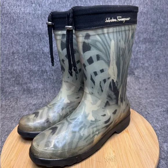 Salvatore Ferragamo Women’s Mid Calf Rubber Rain Boots Size 7 Made In Italy