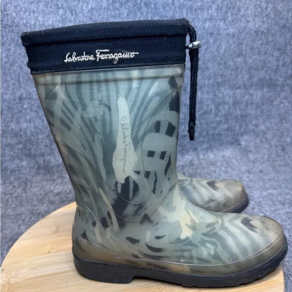 Salvatore Ferragamo Women’s Mid Calf Rubber Rain Boots Size 7 Made In Italy