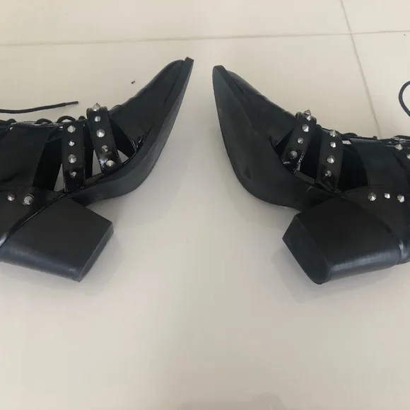 Sam Edelman Ankle Boots Booties- 8.5.  With. 3” heel