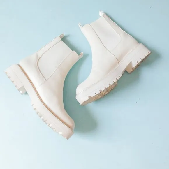Sam Edelman Laguna Off White Leather Lug Sole Chunky Chelsea Boots Size 8.5