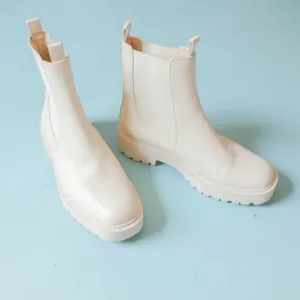 Sam Edelman Laguna Off White Leather Lug Sole Chunky Chelsea Boots Size 8.5