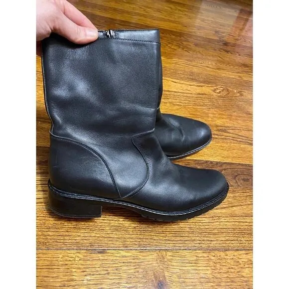 Santana Canada Black Leather Boots Rugged Waterproof Lug Sole Sleek Edgy Grunge