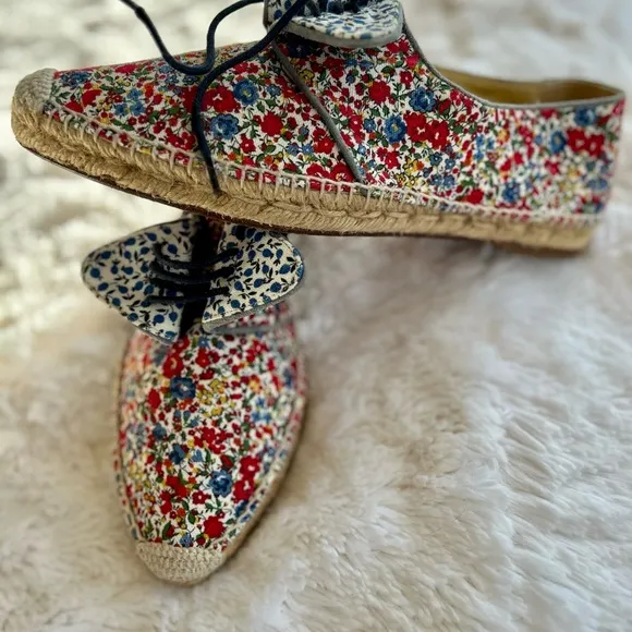 Sarah Flint Elena Espadrille In Red Floral Linen