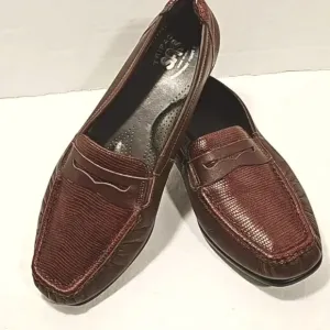 SAS womens leather penny loafer shoes sz 9.5W brown slip-on two-tone Cus…