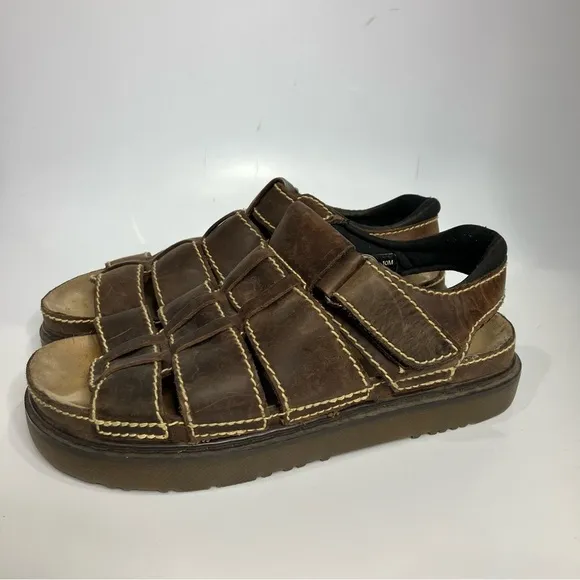 Scandia Woods brown leather sandals size 10