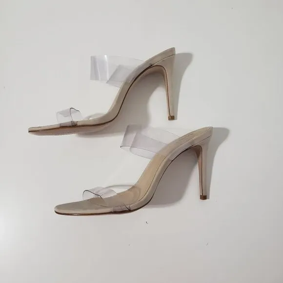 SCHUTZ Ariella Sandal in Vinyl/Nude Size 8
