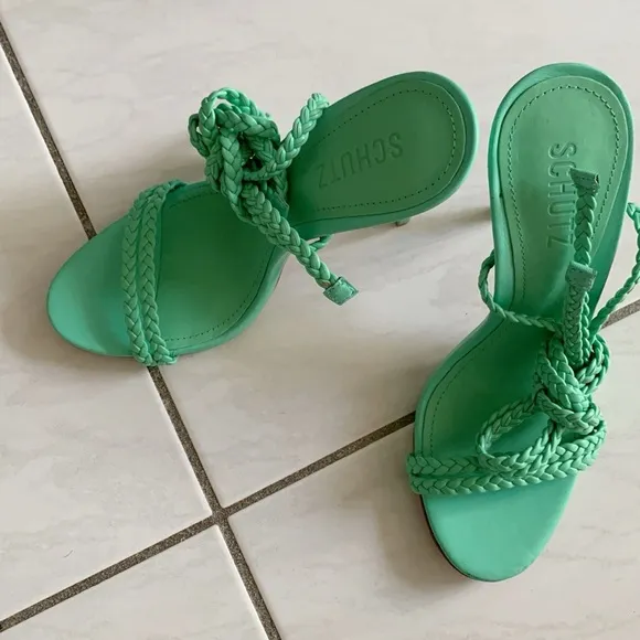 Schutz Jada Braided Green Sandals Size 8