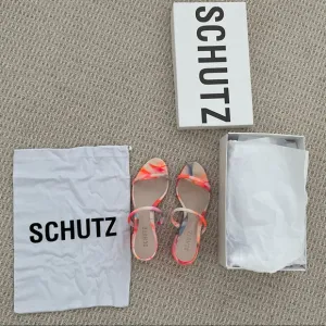SCHUTZ MULTICOLORED TIE DYE SANDALS