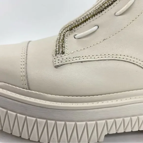 Schutz Amirah Boots in Pearl