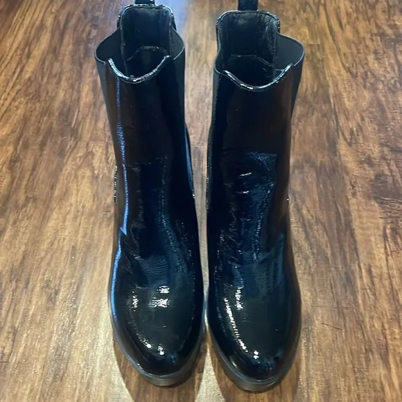 Seychelles Gracie Patent Leather Platform chunky ankle goth Boot 10