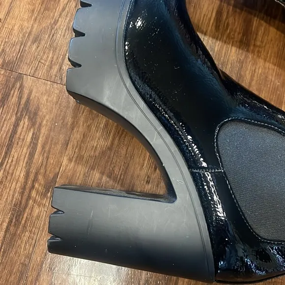 Seychelles Gracie Patent Leather Platform chunky ankle goth Boot 10