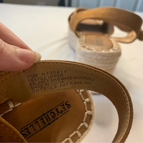 Seychelles Saddle Brown Faux Suede Leather Platform Wedge Espadrilles Size 7.5
