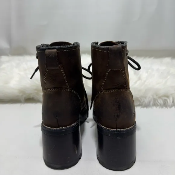Skechers vintage chunky boots