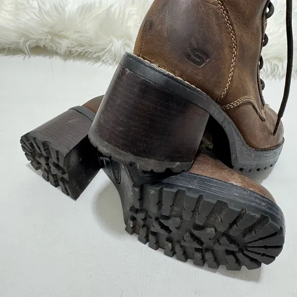 Skechers vintage chunky boots