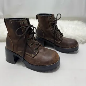 Skechers vintage chunky boots
