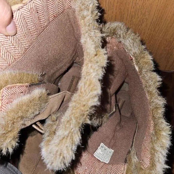 Sketchers‎ platform fur boots
