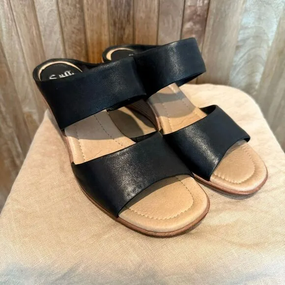 Sofft Ginetta Black Leather Wedge Heel Sandals Size 9