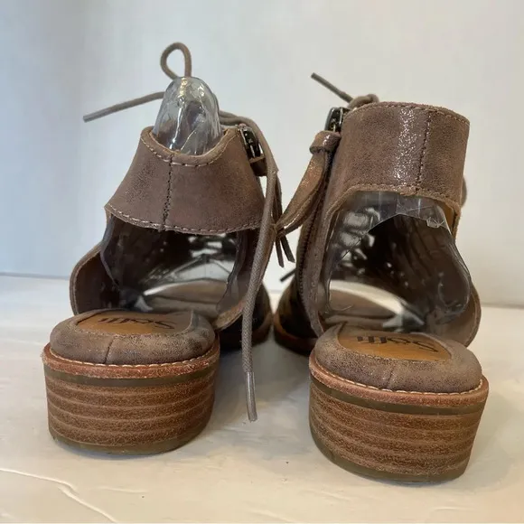 Sofft Tan Glitter Leather Gladiator Open Toe Sandals Size 8 M