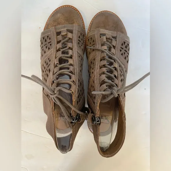 Sofft Tan Glitter Leather Gladiator Open Toe Sandals Size 8 M