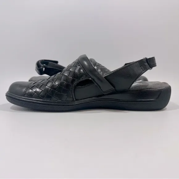 SoftWalk Salina Black Woven Leather Adjustable Heel Strap Clog Sandals 7 Narrow