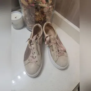 Softwaves suede sneakers 37
