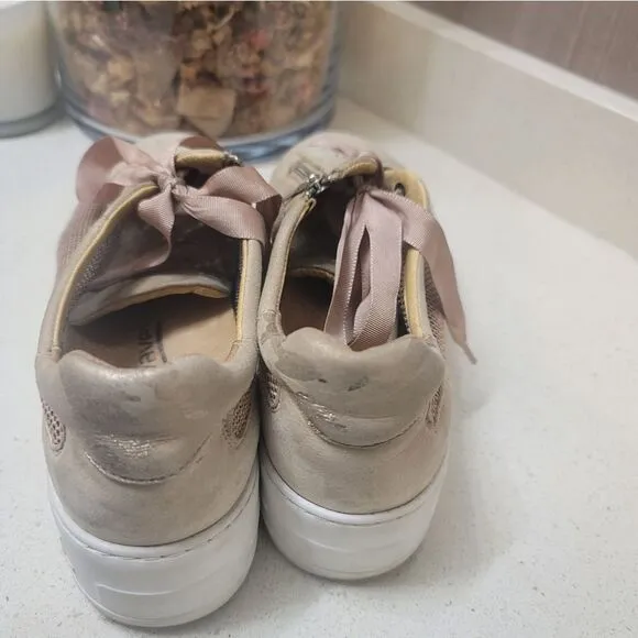 Softwaves suede sneakers 37