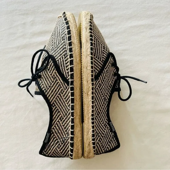 Soludos Lace Up Espadrilles In Black Natural - Flats
