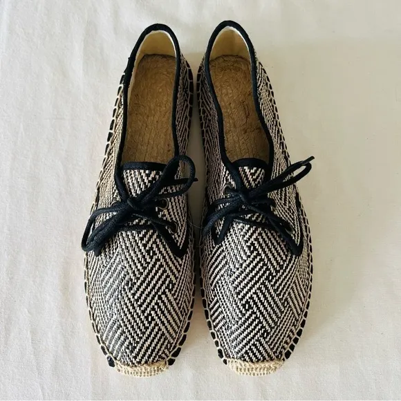 Soludos Lace Up Espadrilles In Black Natural - Flats