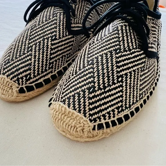 Soludos Lace Up Espadrilles In Black Natural - Flats