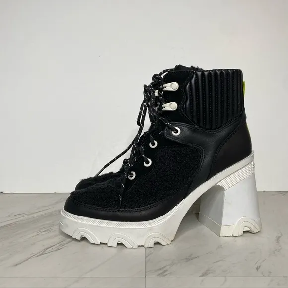 Sorel Brex Cozy Lace Up Heeled Boot 7