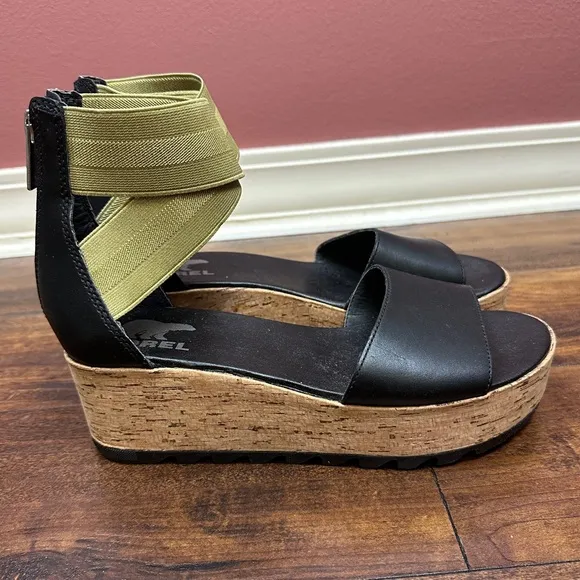 Sorel Cameron Flatform Ankle Strap Wedge Sandals Leather Black Olive Size 8