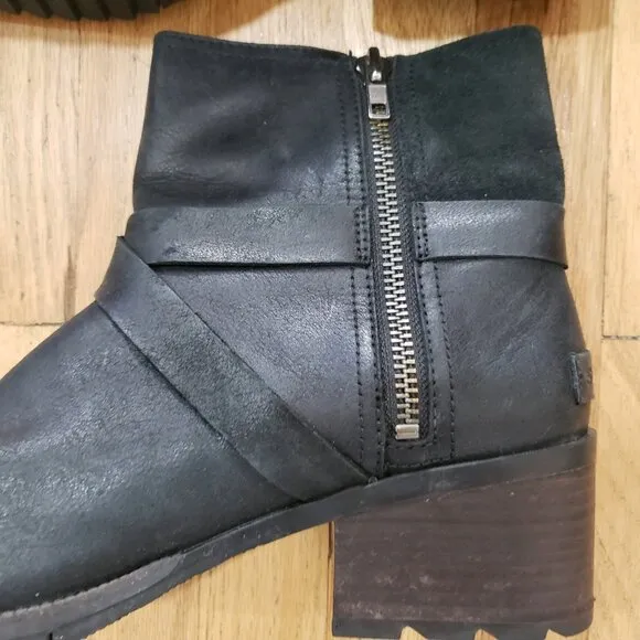 Sorel Cate Waterproof Ankle Booties Women's 9.5 Black Leather Chunky Lug