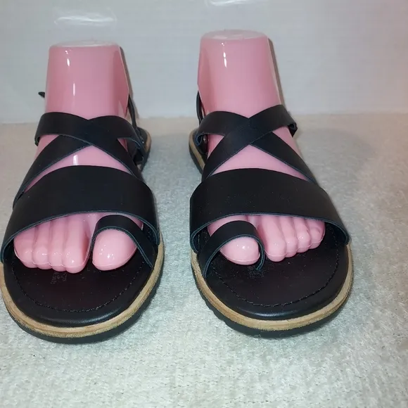 Sorel Ella Black Leather Criss Cross Strappy Sandals size 8