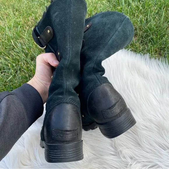 Sorel Emelie Lace Up distressed mid calf Boots 6