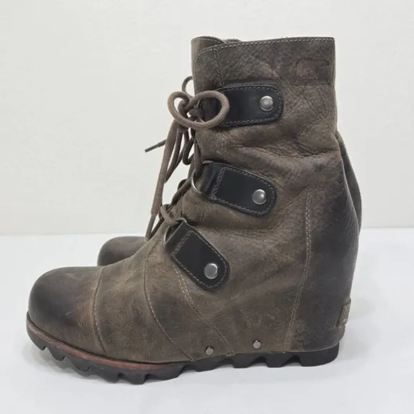 Sorel Joan of Arctic Wedge Mid Calf Boots Booties Shoes Womens Size 7 Brown