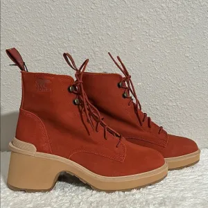 Sorel Size 7.5 Suede Hi-Line Heel Lace Up Chelsea Boots in Warp Red Tawny Buff