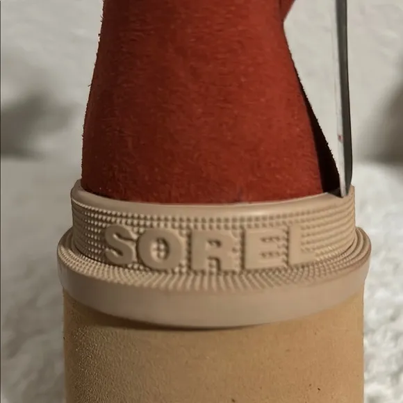 Sorel Size 7.5 Suede Hi-Line Heel Lace Up Chelsea Boots in Warp Red Tawny Buff