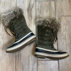 SOREL Womens Joan of Arc Leather Rubber Faux Fur Olive Waterproof Boots 7