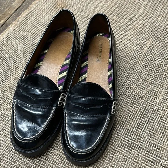 Sperry Black Patent Windsor Lug Sole Penny Loafer 6.5