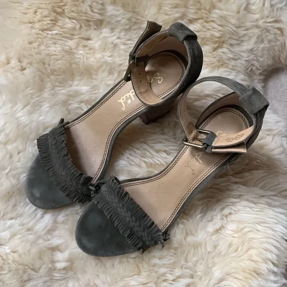 Splendid Green Olive Fringe Suede Leather Stacked Wood Heels Sandals Ankle 8