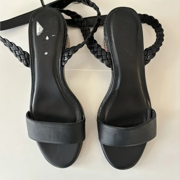 Splendid Scarlet black sandals SZ 8