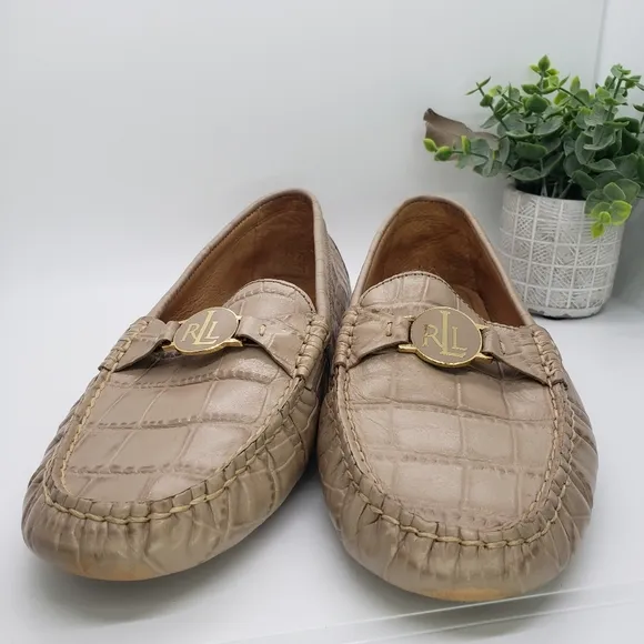 SPLIT SIZE Lauren Ralph Lauren Carley Embossed Loafers Leather Sandstone Tan