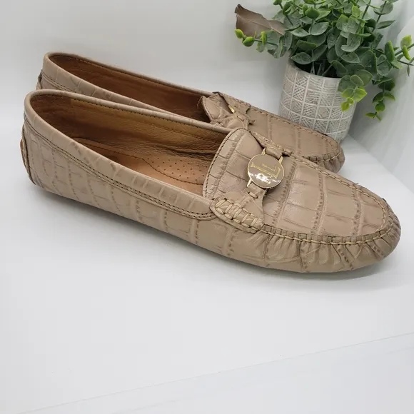 SPLIT SIZE Lauren Ralph Lauren Carley Embossed Loafers Leather Sandstone Tan