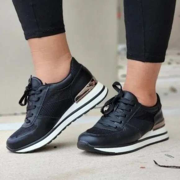 Sports‎ Women's Lace-up Black Sneakers
