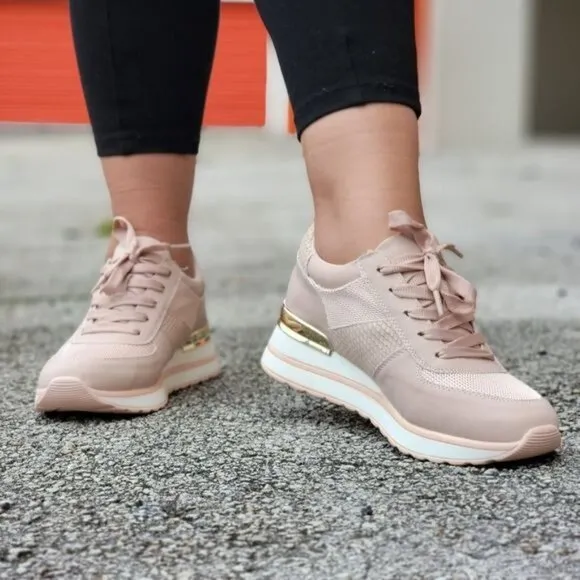 Sports Women's Lace-up Blush Sneakers