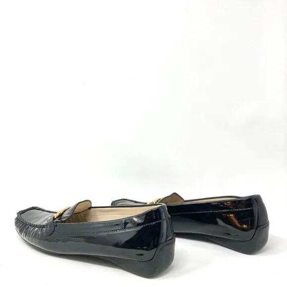 St John Pinch Pleat Patent Leather Driving Loafers w/ Gold Chain 8.5